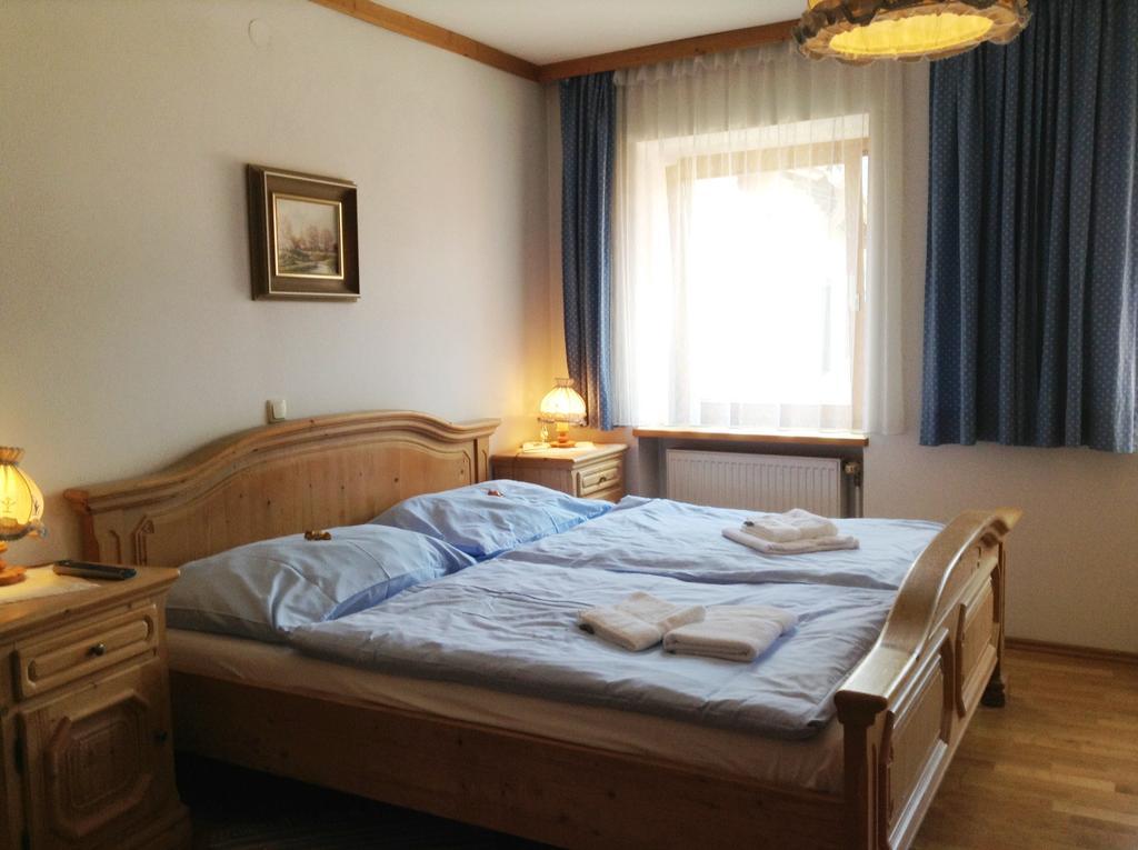 Fruehstueckspension Zur Post Reisinger Kg St Oswald Sankt Oswald bei Freistadt Rum bild